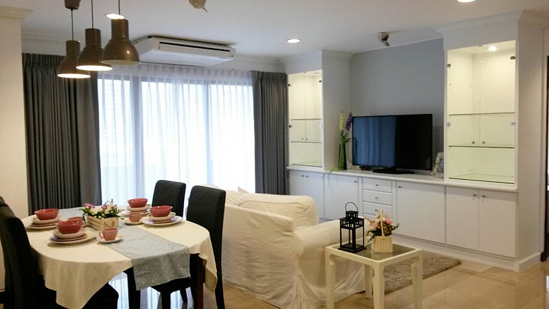 ขายคอนโด ริชมอนด์ พาเลส พื้นที่ 165 ตร.ม. 3 ห้องนอน ขาย 18 ล้านบาท