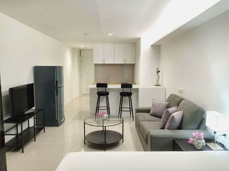 ให้เช่าคอนโด เดอะ แคปิตอล สุขุมวิท 30/1 พื้นที่ 35 ตร.ม. สตูดิโอ เช่า 18,000 บ/ด