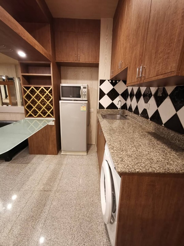 ให้เช่าคอนโด สาธรเฮ้าส์ พื้นที่ 55 ตร.ม. 1 ห้องนอน เช่า 20,000 บ/ด