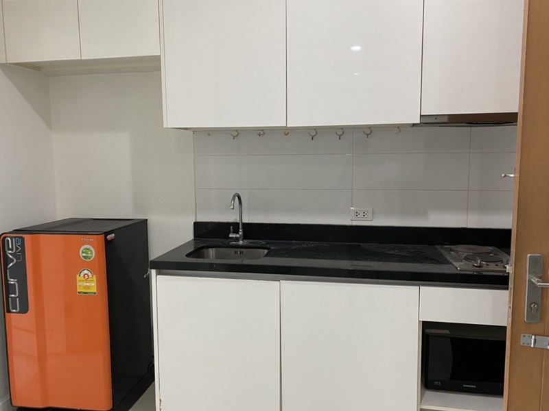 ให้เช่าคอนโด เดอะ บลูม สุขุมวิท 71 พื้นที่ 35 ตรม. 1 ห้องนอน เช่า 12,000 บาท/เดือน