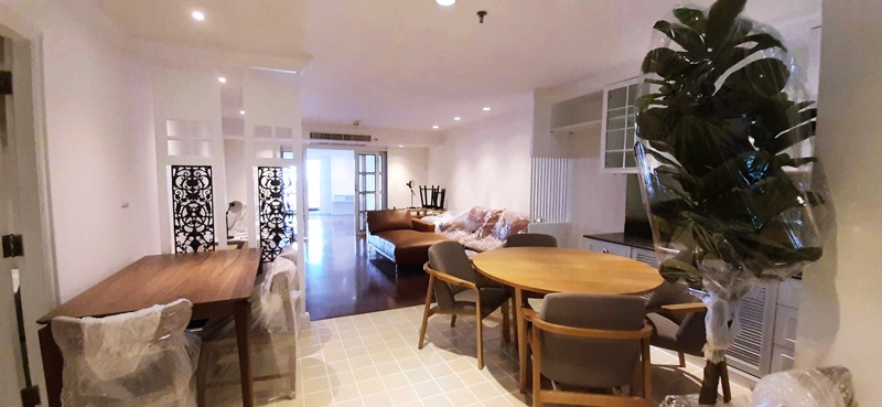 ขายคอนโด สเตท ทาวเวอร์ คอนโดมิเนียม 88.52 ตรม. 1 ห้องนอน ขาย 7.6 ล้านบาท