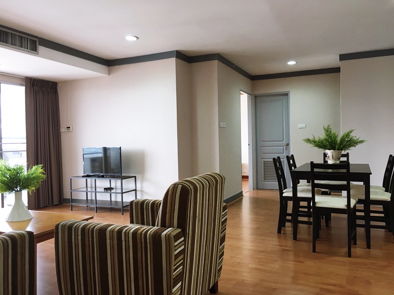 ให้เช่าคอนโด เดอะ วอเตอร์ฟอร์ด ไดมอนด์ 121 ตรม. 3 ห้องนอน เช่า 44,800 บ/ด