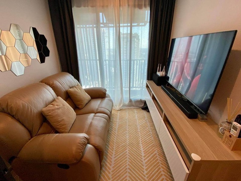 ให้เช่าคอนโด ไลฟ์ ลาดพร้าว พื้นที่ 35 ตร.ม. 1 ห้องนอน เช่า 21,000 บาท/เดือน