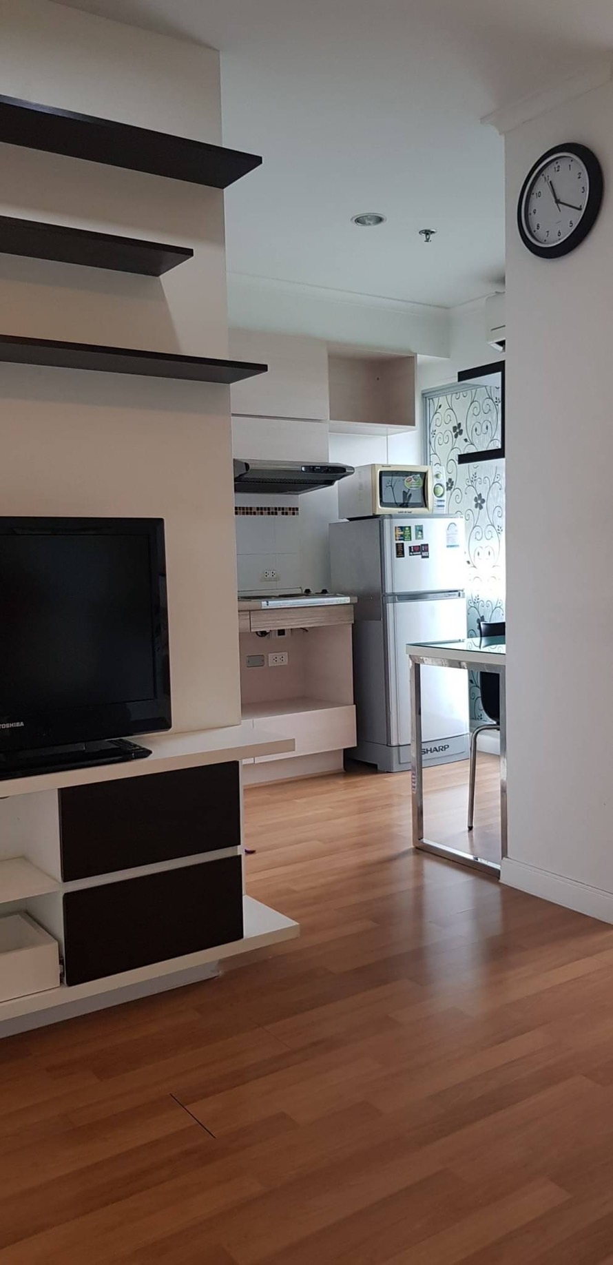 ให้เช่าคอนโด ลุมพินี เพลส พระราม 4-กล้วยน้ำไท 28 ตร. ม. 1 ห้องนอน เช่า 11,000 บ/ด