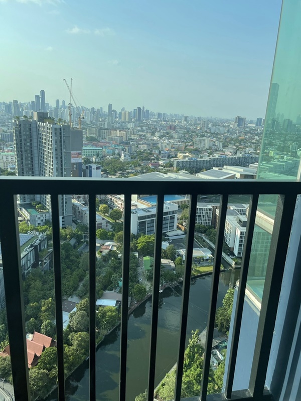 ให้เช่าคอนโด เดอะ เบส สุขุมวิท 77 พื้นที่ 30 ตร.ม.1 ห้องนอน ให้เช่า 14,000 บ/ด