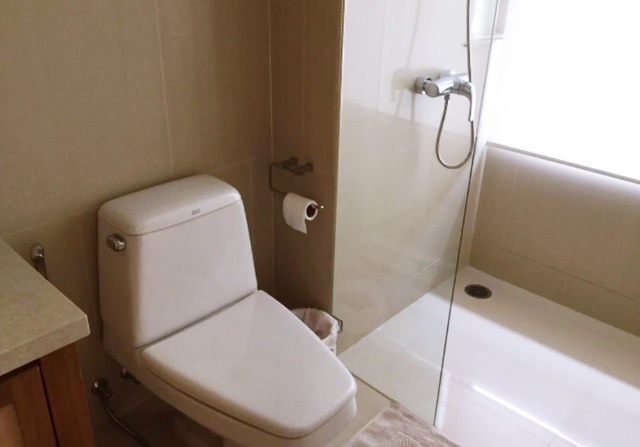 ให้เช่าคอนโด ดิ เอ็มโพริโอ เพลส พื้นที่ 101 ตร.ม. 2 ห้องนอน เช่า 45,000 บ/ด