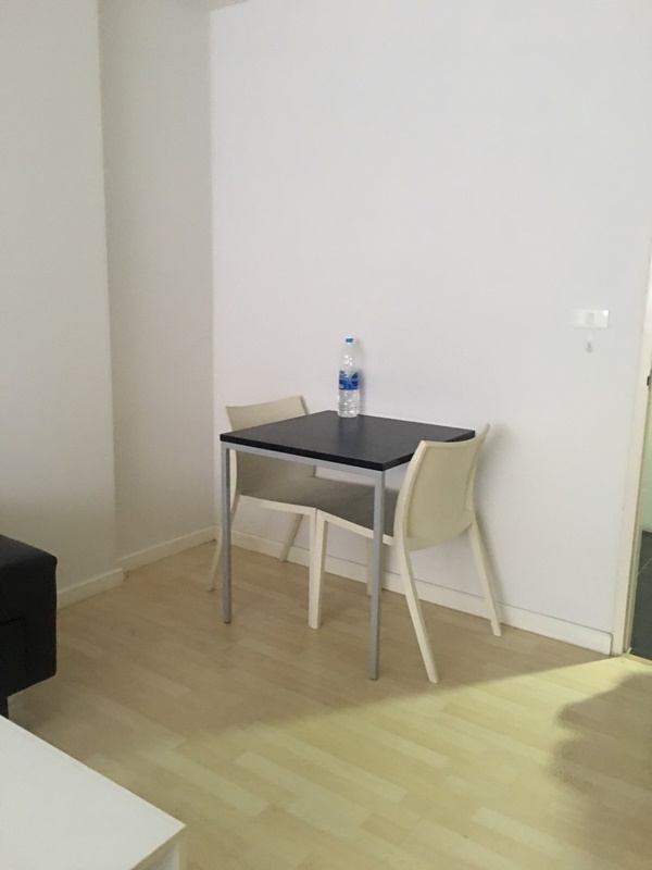 ให้เช่า ดีคอนโด รามอินทรา พื้นที่ 30 ตร.ม. 1 ห้องนอน เช่า 6,500 บ/ด