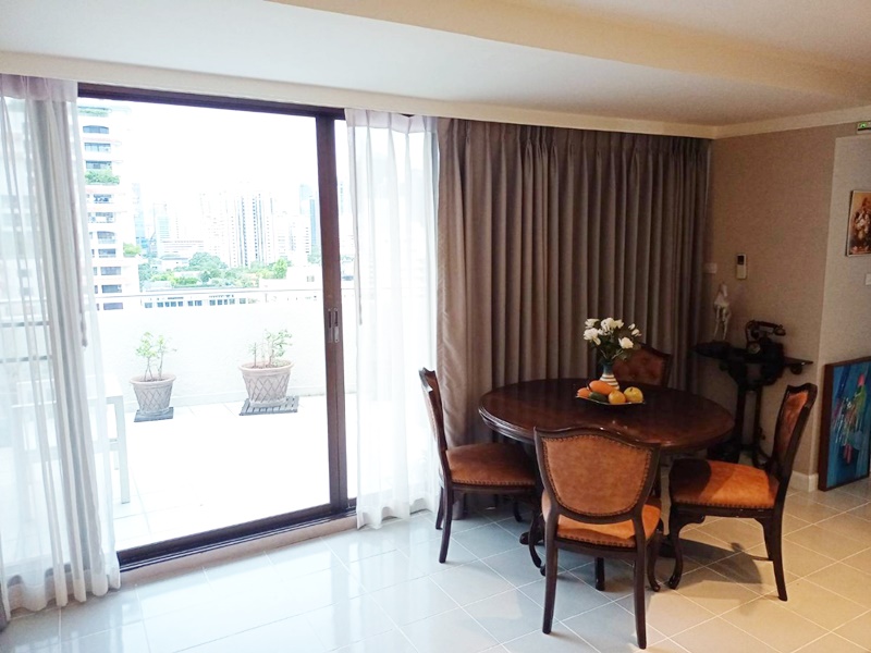 ขายคอนโด ศุภาลัย เพลส สุขุมวิท 39 พื้นที่ 136 ตรม. 2 ห้องนอน ขาย 11.1 ล้านบาท