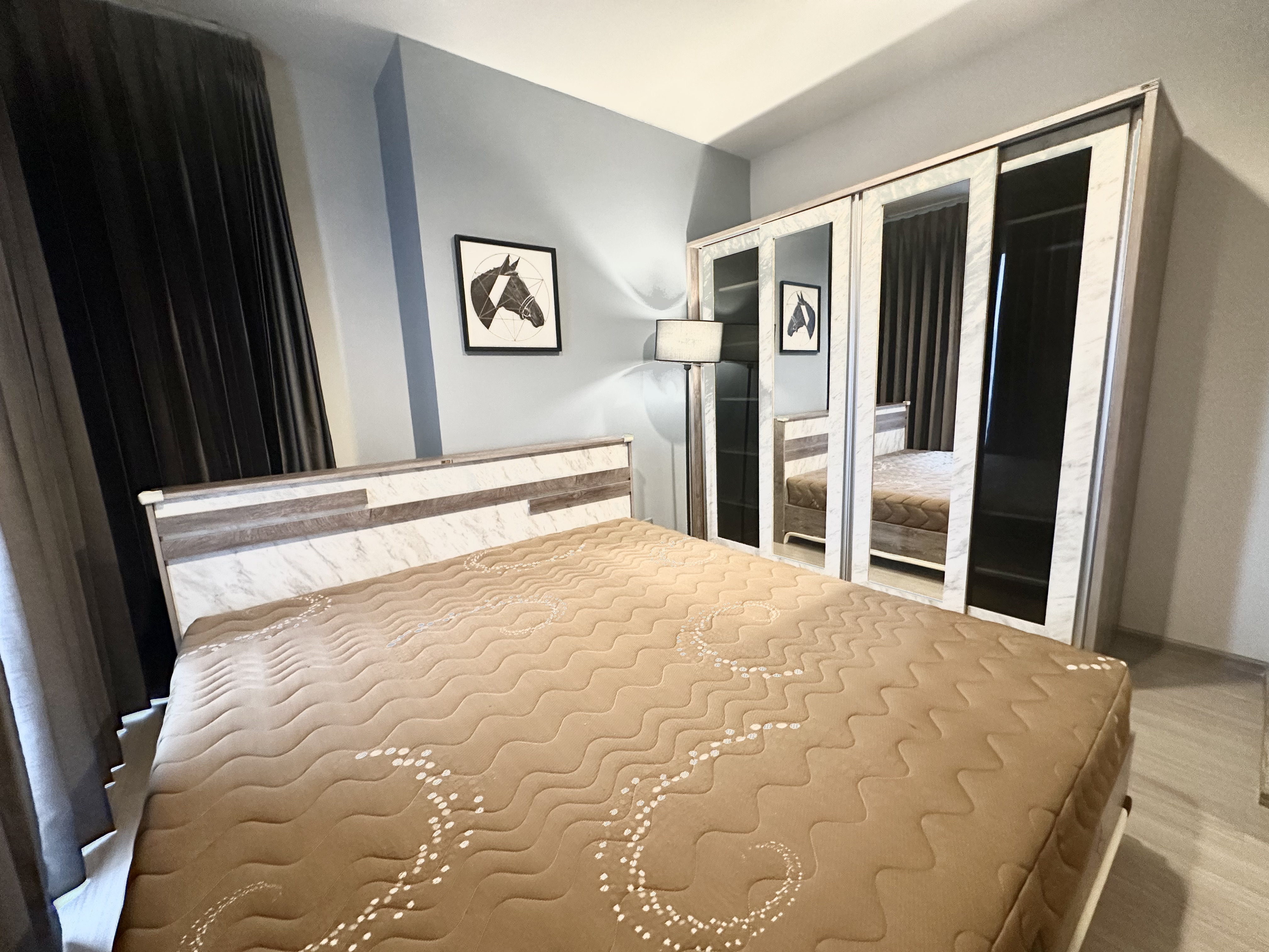 ให้เช่าคอนโด ไลฟ์ อโศก ไฮป์ พื้นที่ 60 ตร.ม. 2 ห้องนอน เช่า 42,000 บ/ด