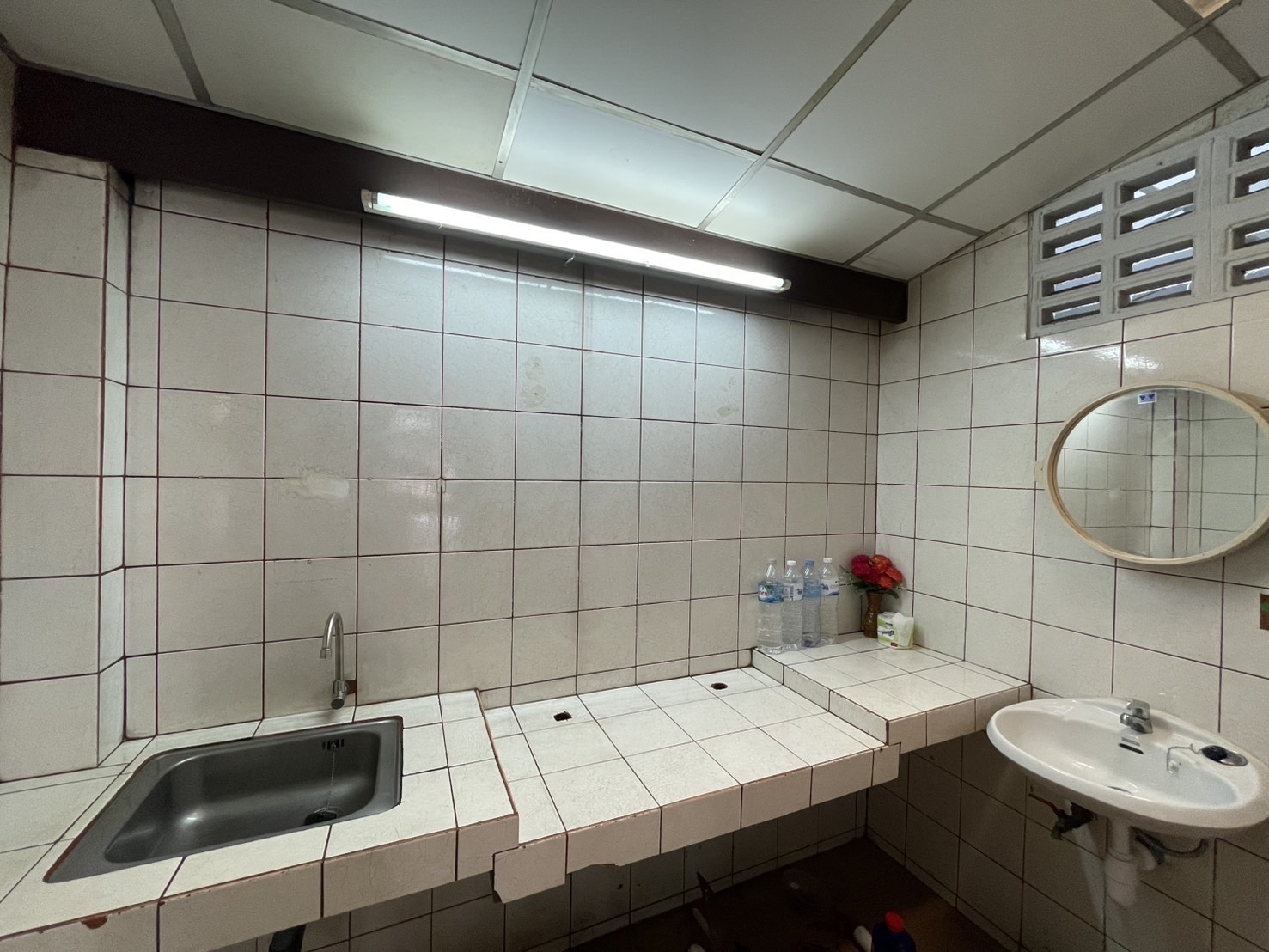 FD-F12.1 ขายทาวน์เฮาส์ 3 ห้องนอน 2 ห้องน้ำ ซอยวงค์สว่าง 19