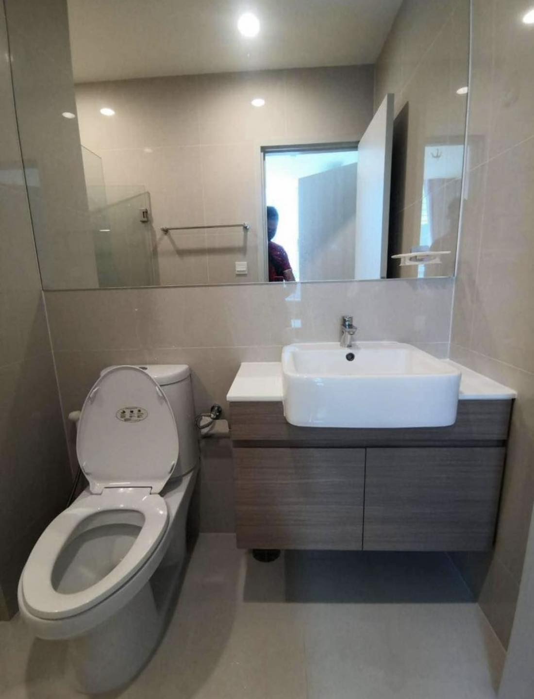 ให้เช่าคอนโด โนเบิล รีวอล์ฟ รัชดา 2 พื้นที่ 26 ตร.ม. 1 ห้องนอน ราคา 16,000 บาท/เดือน