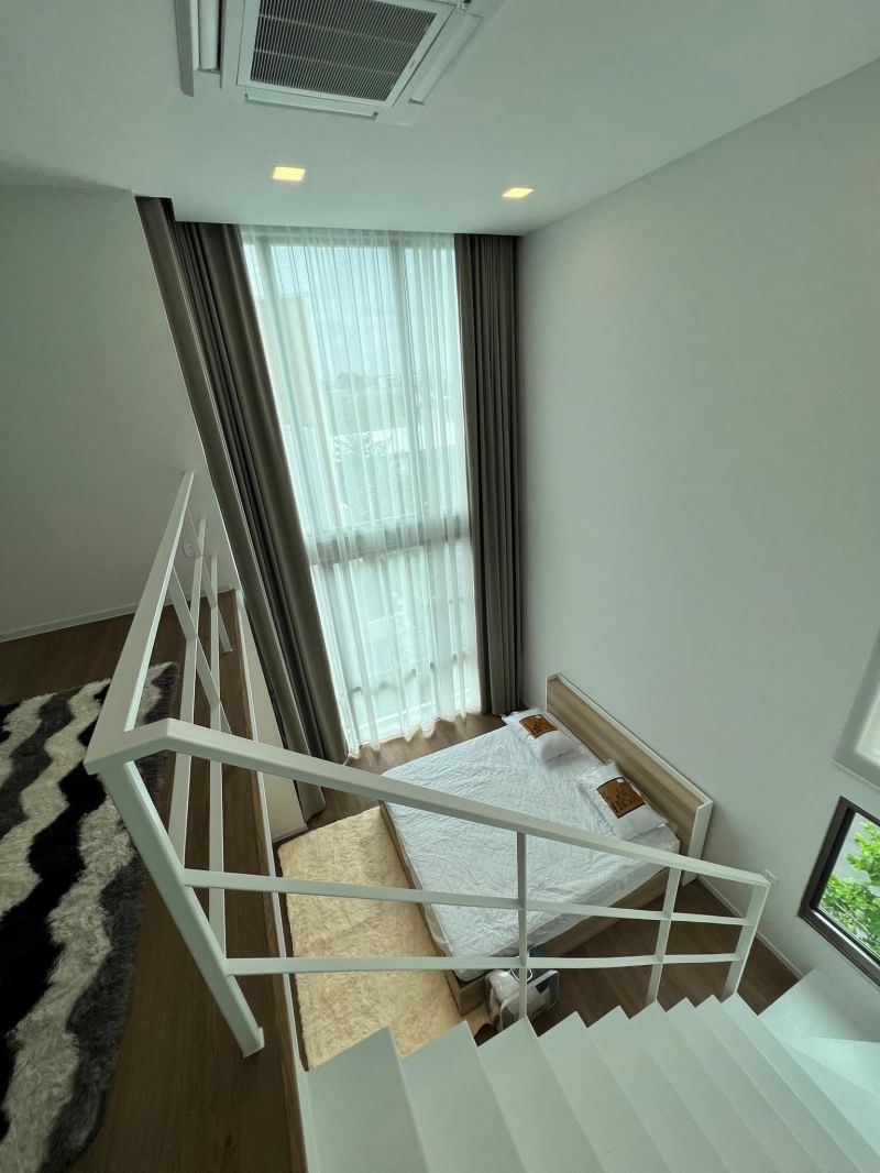 ให้เช่าบ้านเดี่ยว 3 ชั้น ย่านสะพานสูง พื้นที่ 324 ตร.ม. 3 ห้องนอน เช่า 320,000 บ/ด