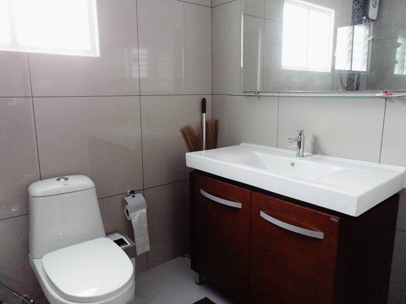 ให้เช่าคอนโด เพชร 9 ทาวเวอร์ พื้นที่ 76 ตร.ม. 2 ห้องนอน เช่า 25,000 บ/ด