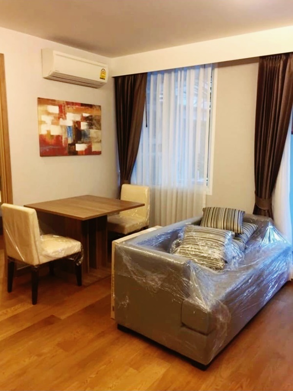 ให้เช่าคอนโด อินเตอร์ ลักส์ พรีเมียร์ สุขุมวิท 13 พื้นที่ 39 ตร.ม. 1 ห้องนอน เช่า 18,000 บ/ด