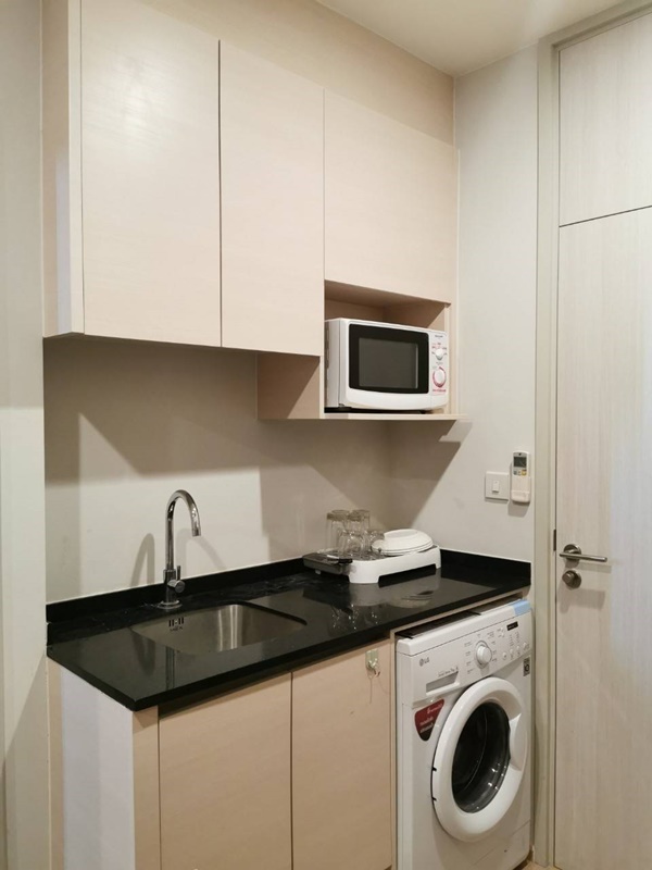 ขายคอนโด โนเบิล รีวอลฟ์ รัชดา 1 พื้นที่ 24.78 ตร.ม. 1 ห้องนอน ขาย 3.7 ล้านบาท