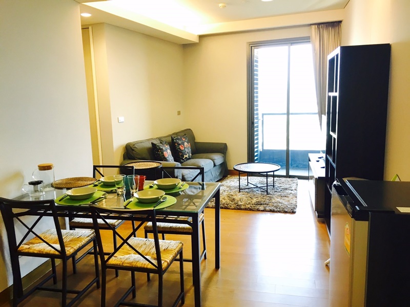 ให้เช่าคอนโด เดอะ ลุมพินี 24 พื้นที่ 55.02 ตร.ม. 2 ห้องนอน 2 ห้องน้ำ เช่า 35,000 บ/ด