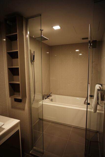 ให้เช่าคอนโด ลิฟ แอท 49 พื้นที่ 47 ตรม. 1 ห้องนอน ราคาเช่า 32,000 /เดือน