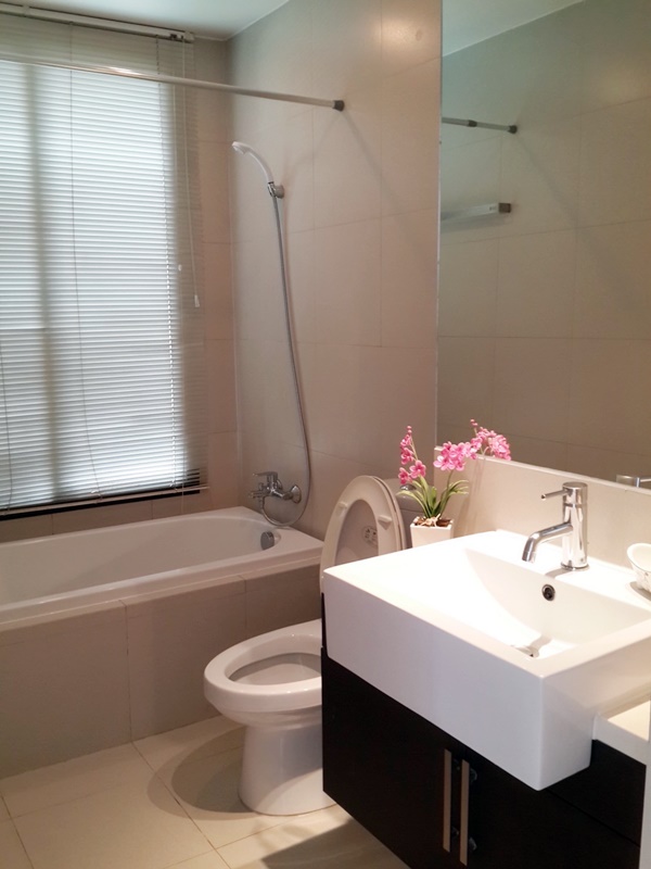 ให้เช่าคอนโด โนเบิล โซโล พื้นที่ 62 ตร.ม. 1 ห้องนอน เช่า 28,000 บ/ด