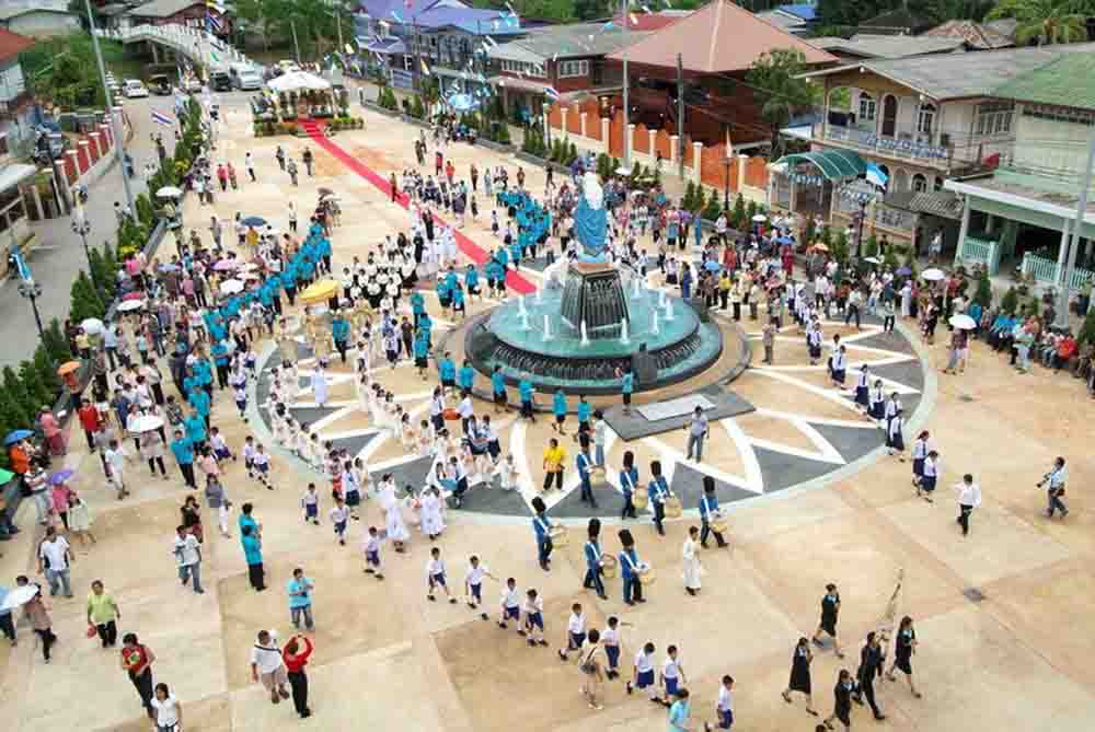 น้ำพุประติมากรรม พระแม่มารีอาปฎิสนธินิรมล