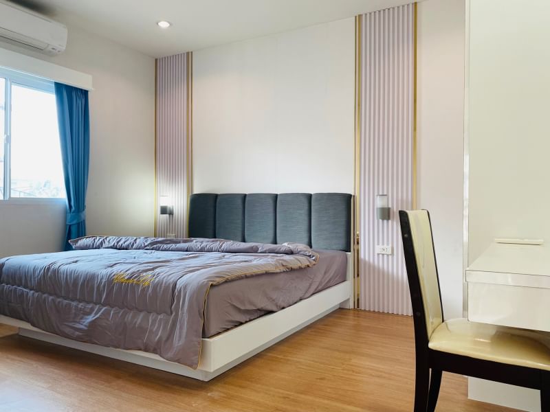 ให้เช่าบ้านเดียว 2 ชั้น ย่านพัฒนาการ 38 พื้นที่ 56 ตรว. 3 ห้องนอน เช่า 85,000 บ/ด