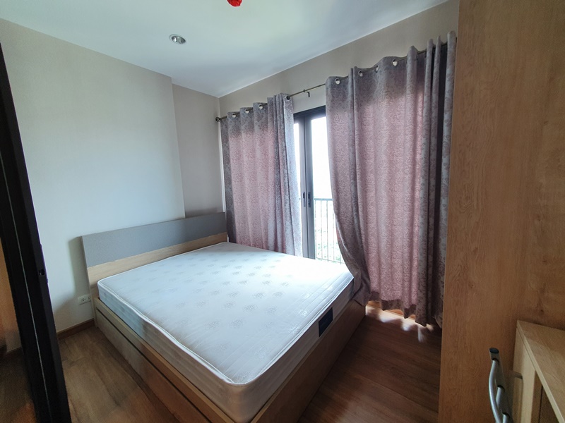 ให้เช่าคอนโด เดอะ ทรี ริโอ้ บางอ้อ พื้นที่ 28 ตร.ม. 1 ห้องนอน เช่า 9,000 บ/ด