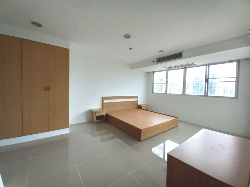 ให้เช่าคอนโด เดอะ วอเตอร์ฟอร์ด ไดมอนด์ 146 ตรม. 3 ห้องนอน เช่า 60,000 บ/ด