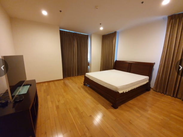 ขายคอนโด ดิ เอ็มไพร์ เพลส พื้นที่ 114.69 ตร.ม. 2 ห้องนอน ขาย 17.3 ล้านบาท