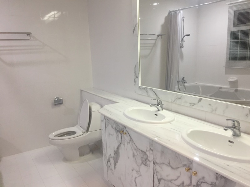 ให้เช่าบ้านเดี่ยว 2 ชั้น ย่านปากเกร็ด พื้นที่ 186 ตารางวา เช่า 150,000 บาท/เดือน