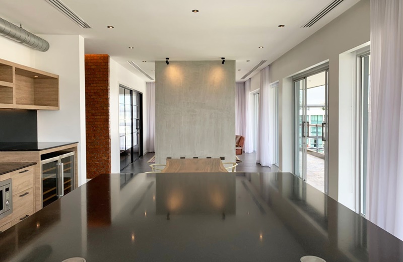 ให้เช่าคอนโด เพนท์เฮ้าส์ คอนโดมิเนียม 3 พื้นที่ 250 ตรม. 3 ห้องนอน เช่า 170,000 บ/ด