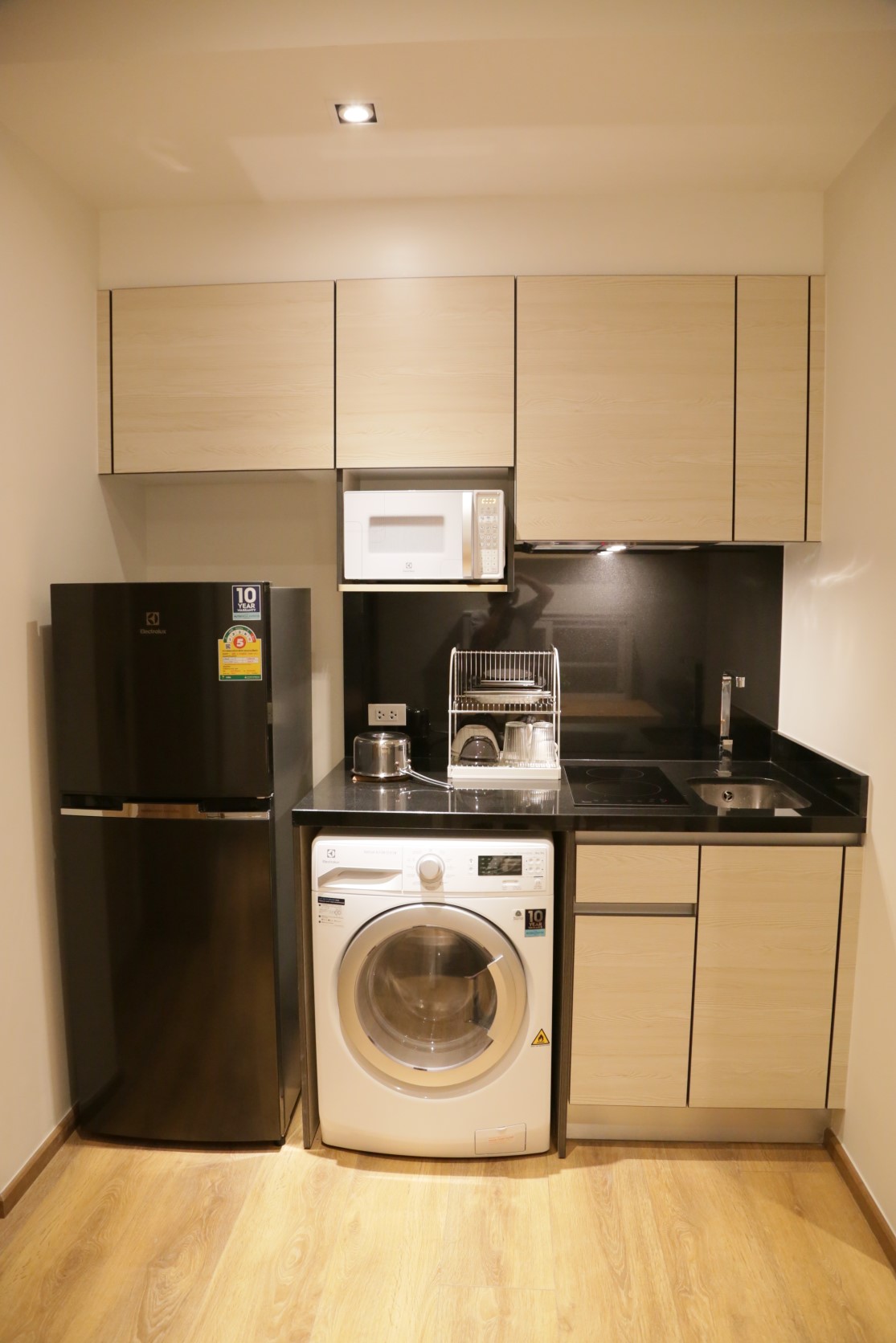 ให้เช่าคอนโด พาร์ค ออริจิ้น พร้อมพงษ์ 29 ตรม. ห้องสตูดิโอ เช่า 18,000 /เดือน