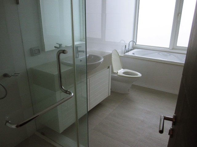 ให้เช่าคอนโด สิริ เรสซิเด้นซ์ พื้นที่ 141.64 ตร.ม. 3 ห้องนอน. เช่า 85,000 บ/ด