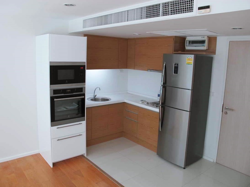 ให้เช่าคอนโด โฟคัส ออน ศาลาแดง พื้นที่ 65 ตร.ม. 1 ห้องนอน ให้เช่า 34,000 บ/ด