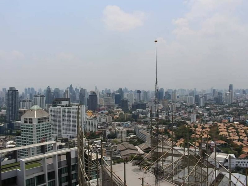 ให้เช่า สกายวอล์ค คอนโดมิเนียม พื้นที่ 60 ตร.ม. 2 ห้องนอน ให้เช่า 40,000 บ/ด