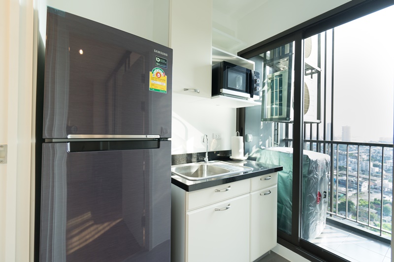 ให้เช่าคอนโด เดอะ ทรี ริโอ้ บางอ้อ พื้นที่ 30 ตร.ม. 1 ห้องนอน เช่า 11,000 บ/ด