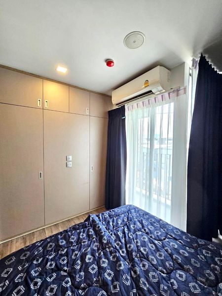 ให้เช่า Atmoz Ratchada - Huaikwang แอทโมช รัชดา - ห้วยขวาง รูปแบบห้อง 1 ห้องนอน, 1 ห้องน้ำ อาคาร C ชั้น 3 ขนาด 24 ตร.ม. ราคาเช่า 11,000 บาท/เดือน