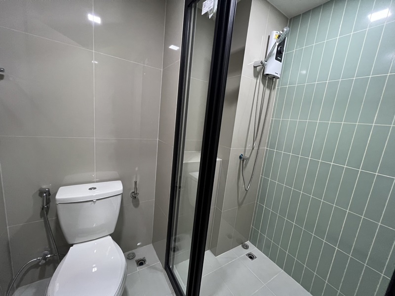 ให้เช่าคอนโด เดอะ มูฟ ราม 22 พื้นที่ 24 ตร.ม. 1 ห้องนอน เช่า 9,500 บ/ด