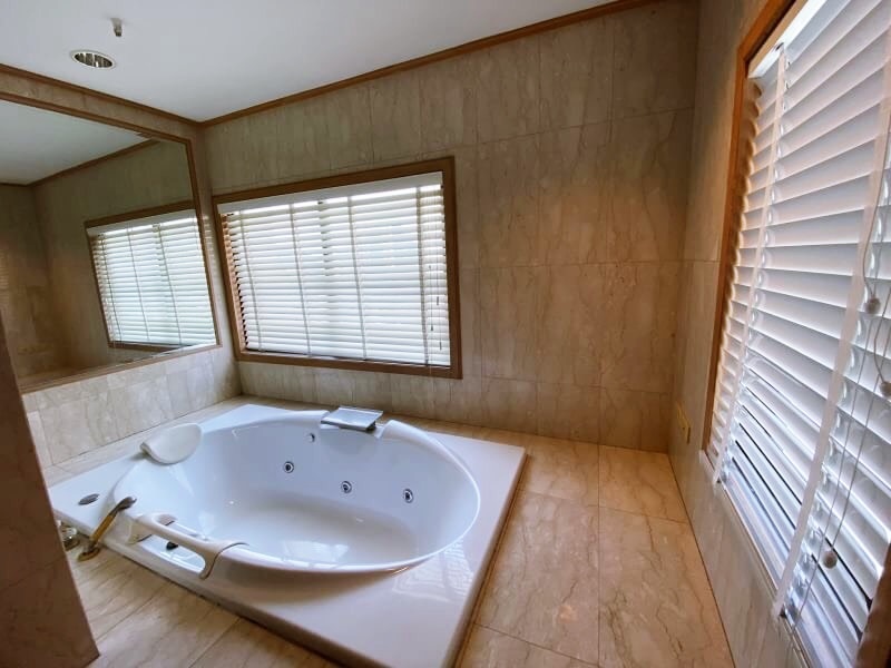 ให้เช่าคอนโด คาลิสต้า แมนชั่น พื้นที่ 630 ตร.ม. 5 ห้องนอน เช่า 200,000 บ/ด