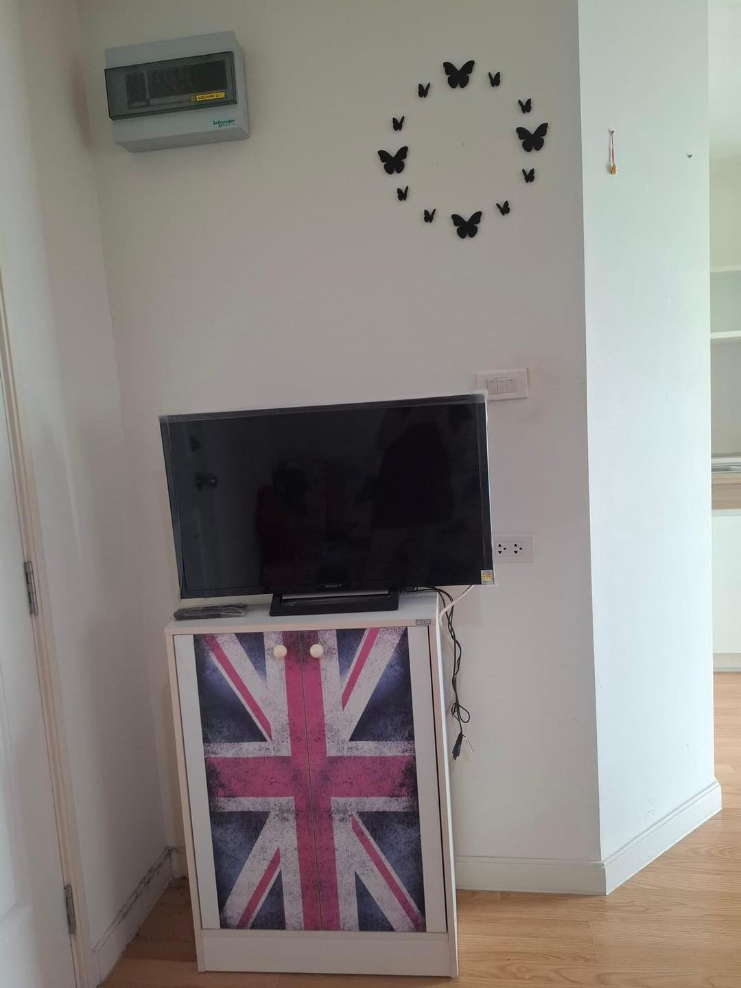 ให้เช่าคอนโด ลุมพินี พาร์ค ปิ่นเกล้า พื้นที่ 28 ตร.ม. 1 ห้องนอน ทิศใต้ วิวเมือง ราคา 8,500 บ/ด