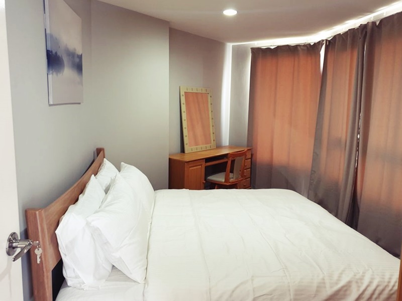 ให้เช่าคอนโด ริเวอร์ เฮเว่น พื้นที่ 60 ตร.ม. 2 ห้องนอน เช่า 21,000 บาท/เดือน