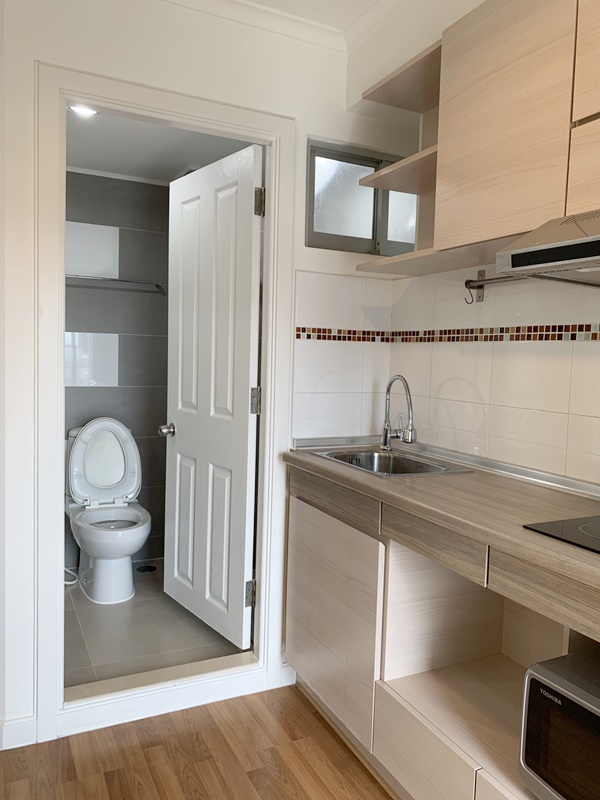 ขายคอนโด ลุมพินี เพลส พระราม 4-กล้วยน้ำไท 28.62 ตร. ม. 1 ห้องนอน ขาย 2.4 ล้านบาท