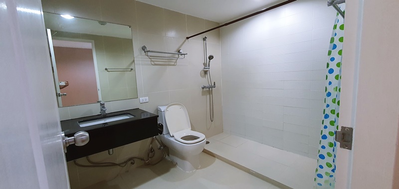 ขาย/ให้เช่าคอนโด เบลล์ แกรนด์ พระราม 9 98 ตร.ม. 3 ห้องนอน เช่า 42,000 บ/ด ขาย 15 ล.