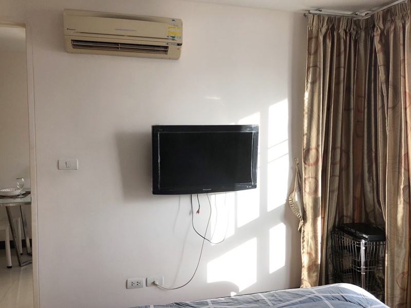 ให้เช่าคอนโด เดอะ โคลเวอร์ ทองหล่อ พื้นที่ 35 ตร.ม. 1 ห้องนอน เช่า 18,000 บ/ด