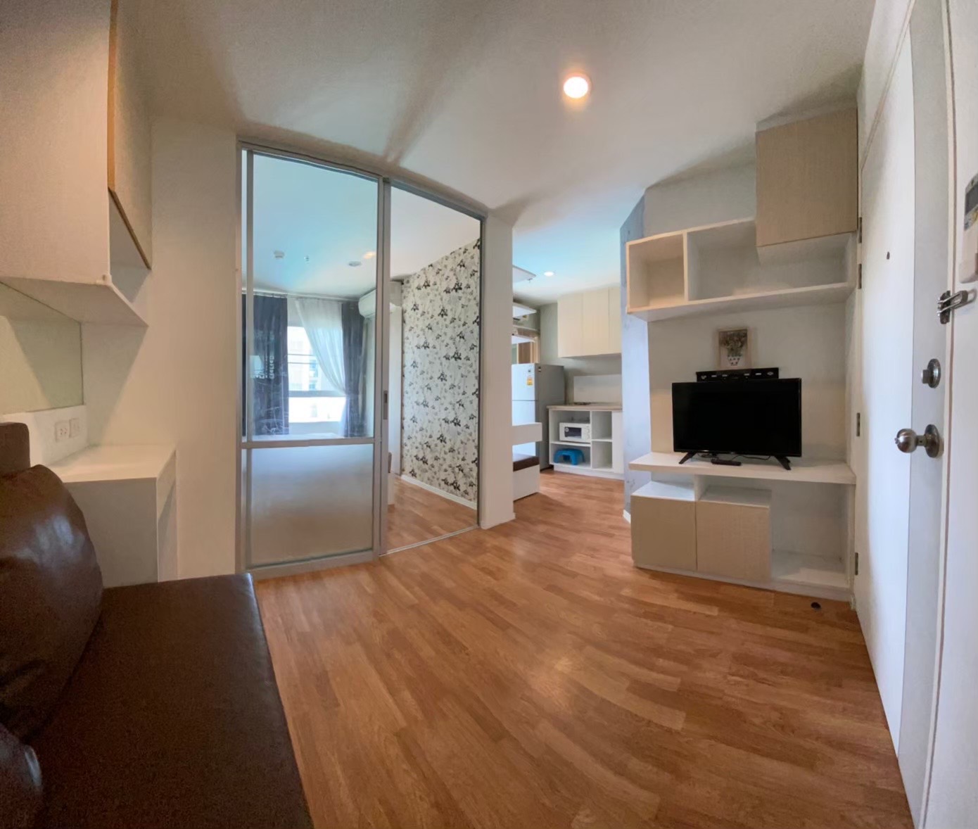 ให้เช่าคอนโดลุมพินี วิลล์ นครอินทร์ - ริเวอร์วิว พื้นที่ 26 ตร.ม. 1 ห้องนอน เช่า 6,500 บ/ด