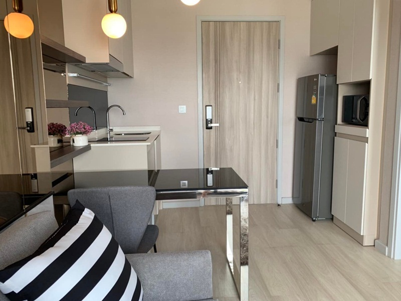 ให้เช่าคอนโด ไนท์ บริดจ์ ไพร์ม สาทร พื้นที่ 25 ตร.ม. 1 ห้องนอน ให้เช่า 16,500 บ/ด