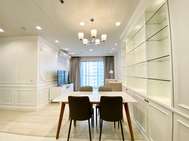 ให้เช่าคอนโด ไลฟ์ วัน ไวร์เลส พื้นที่ 63 ตร.ม. 2 ห้องนอน ให้เช่า 53,000 บ/ด