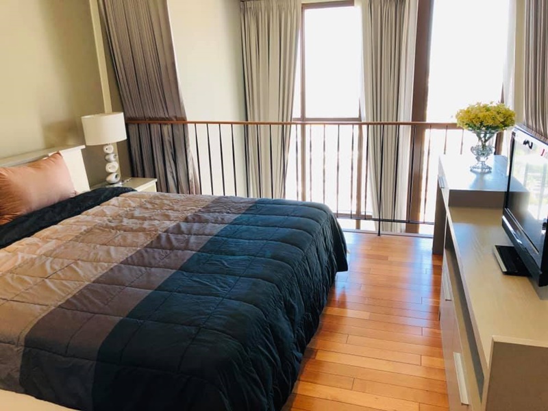 ให้เช่าคอนโด ดิ เอ็มโพริโอ เพลส พื้นที่ 73 ตร.ม. 1 ห้องนอน เช่า 45,000 บ/ด