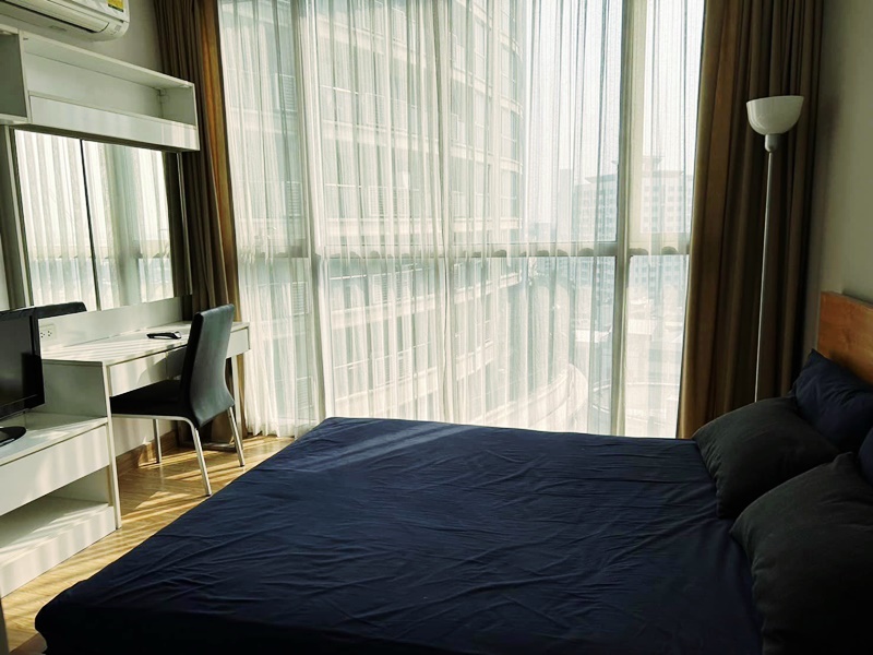 ขาย/ให้เช่าคอนโด เลอ ลักซ์ คอนโดมิเนียม 52 ตร.ม. 1 ห้องนอน เช่า 25,000 บ/ด ขาย 6 ล้าน