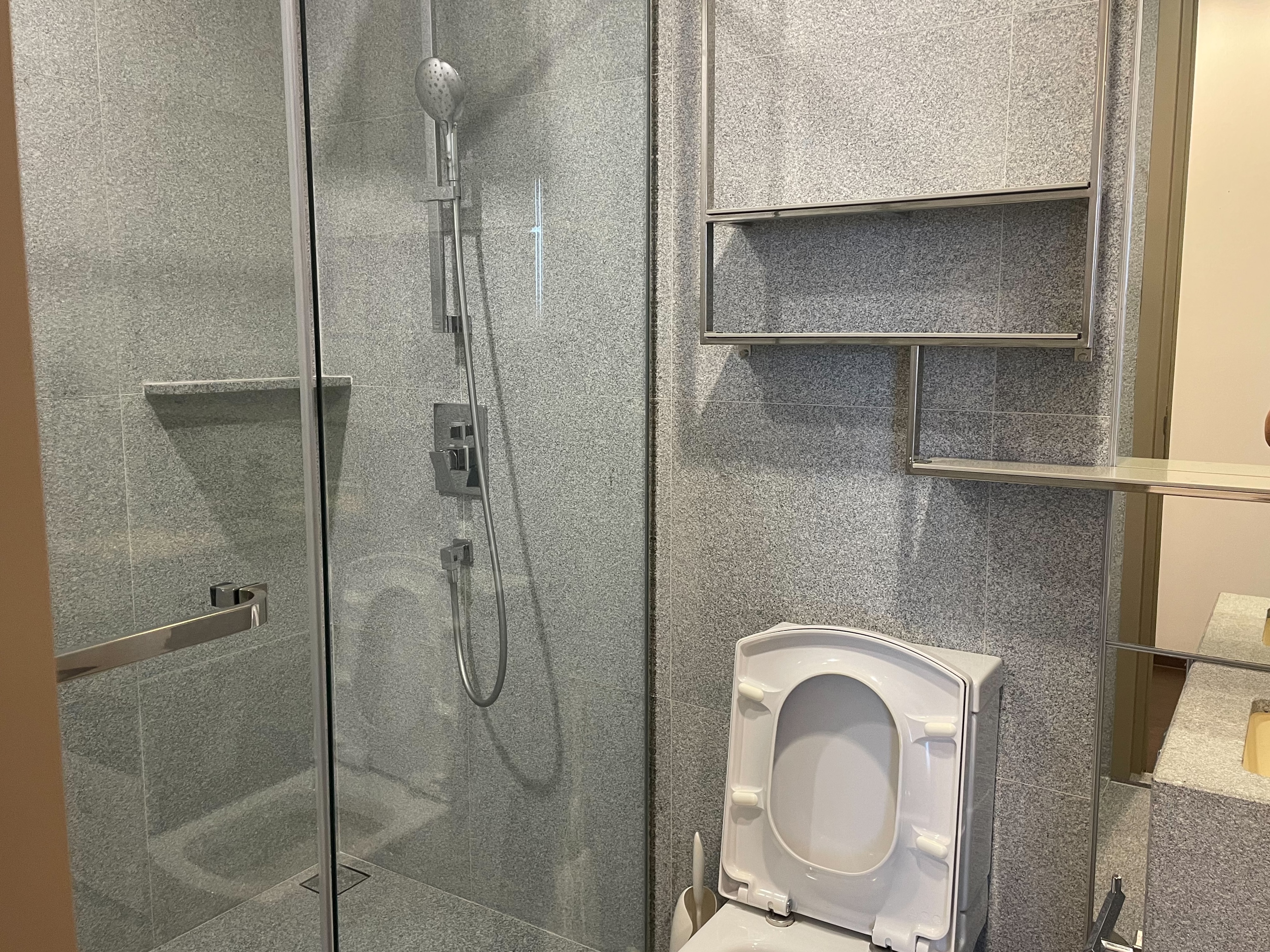 ให้เช่าคอนโด เดอะ ไลน์ ราชเทวี พื้นที่ 60 ตร.ม. 2 ห้องนอน เช่า 42,000 บ/ด