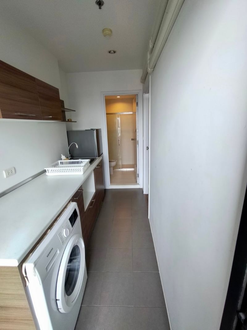 The Tree Interchange 1 bed 35 Sqm ชั้น 19 ทิศใต้ 12,000 บาท