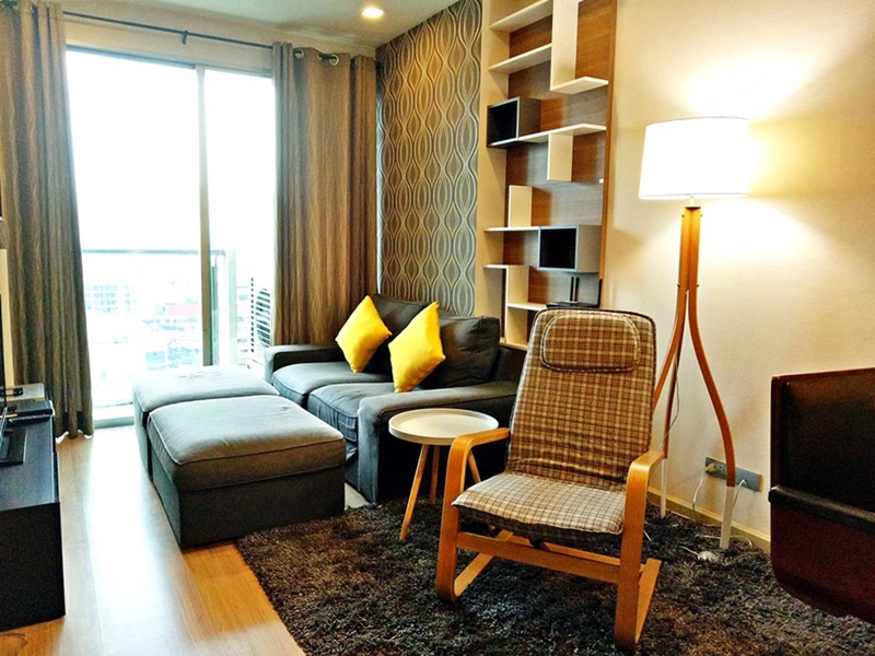 ให้เช่าคอนโด สกายวอล์ค คอนโดมิเนียม พื้นที่ 60 ตร.ม. 1 ห้องนอน เช่า 32,000 บ/ด